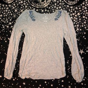Long sleeve shirt with embroidery